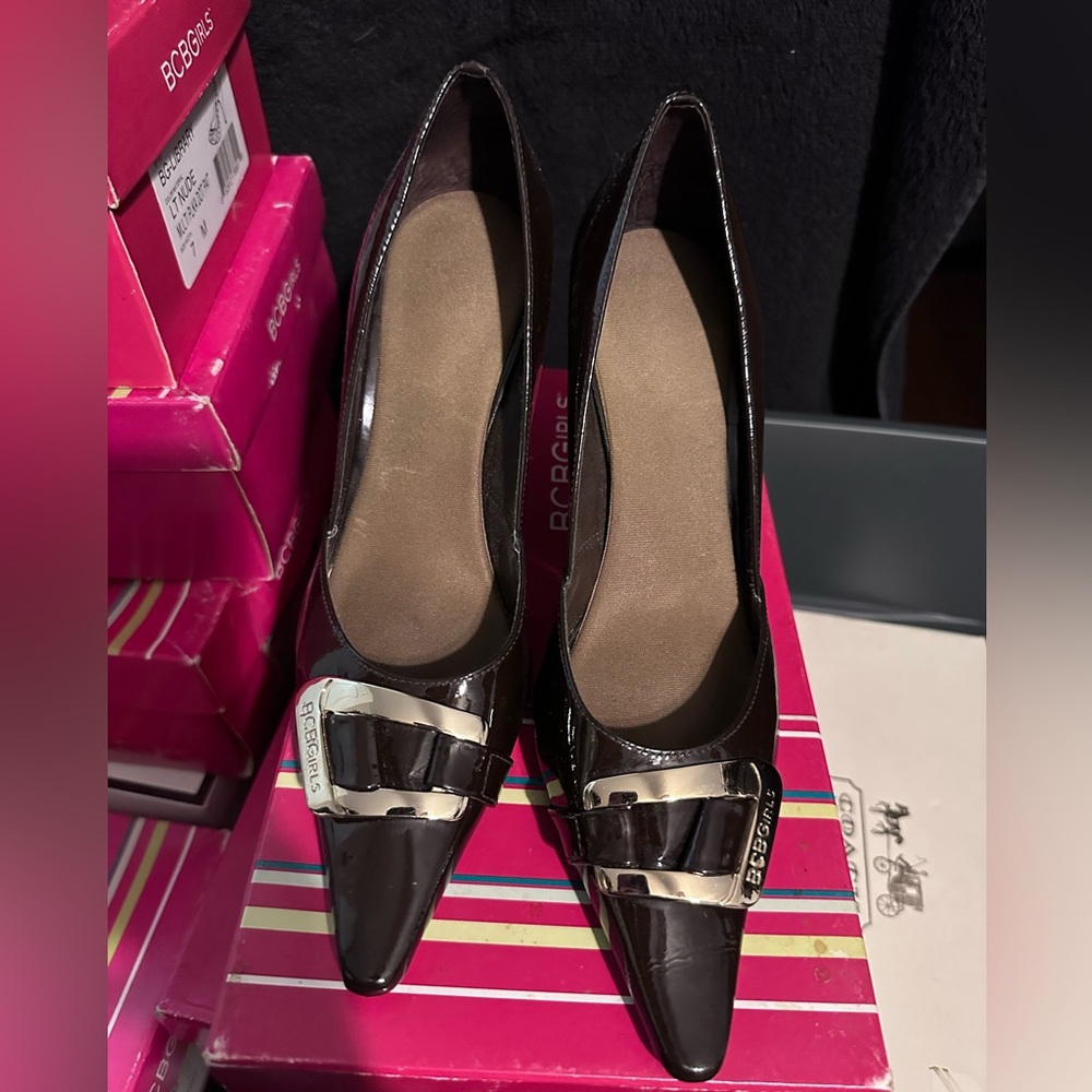 BCBGirl brown shinny heel
